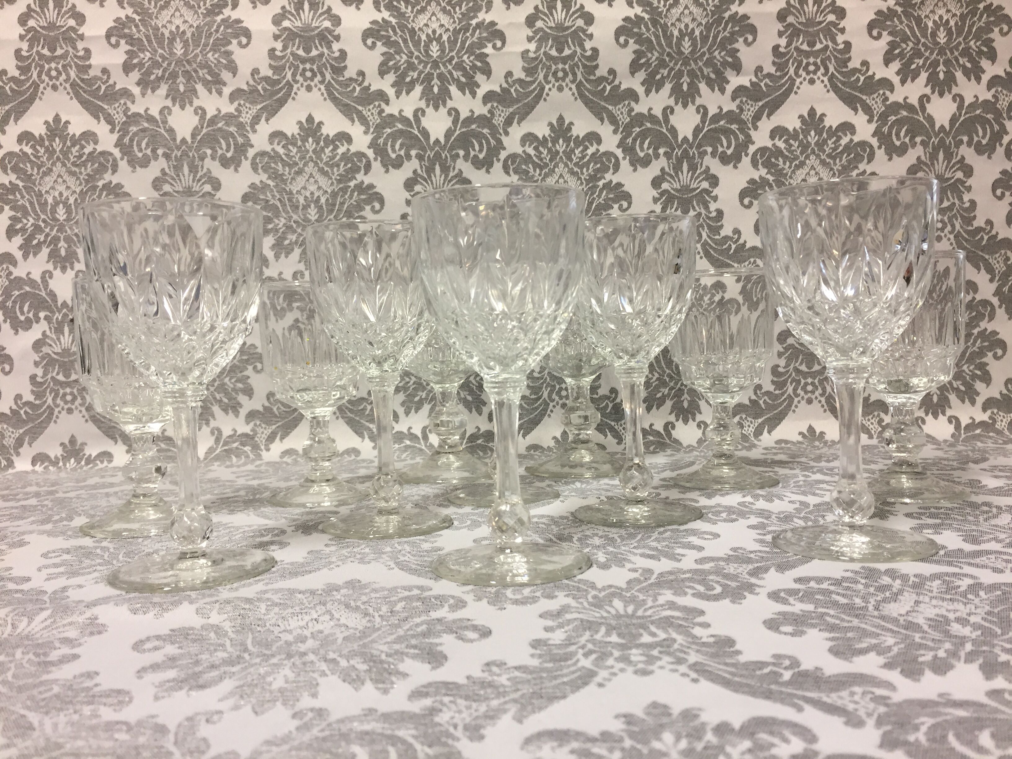 Set of 12 glasses with glass and crystal foot glass wine water tableware France 1950