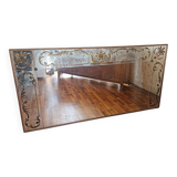 Miroir ancien à décor doré sur verre gravé de style Baroque