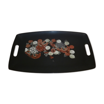Serving tray
