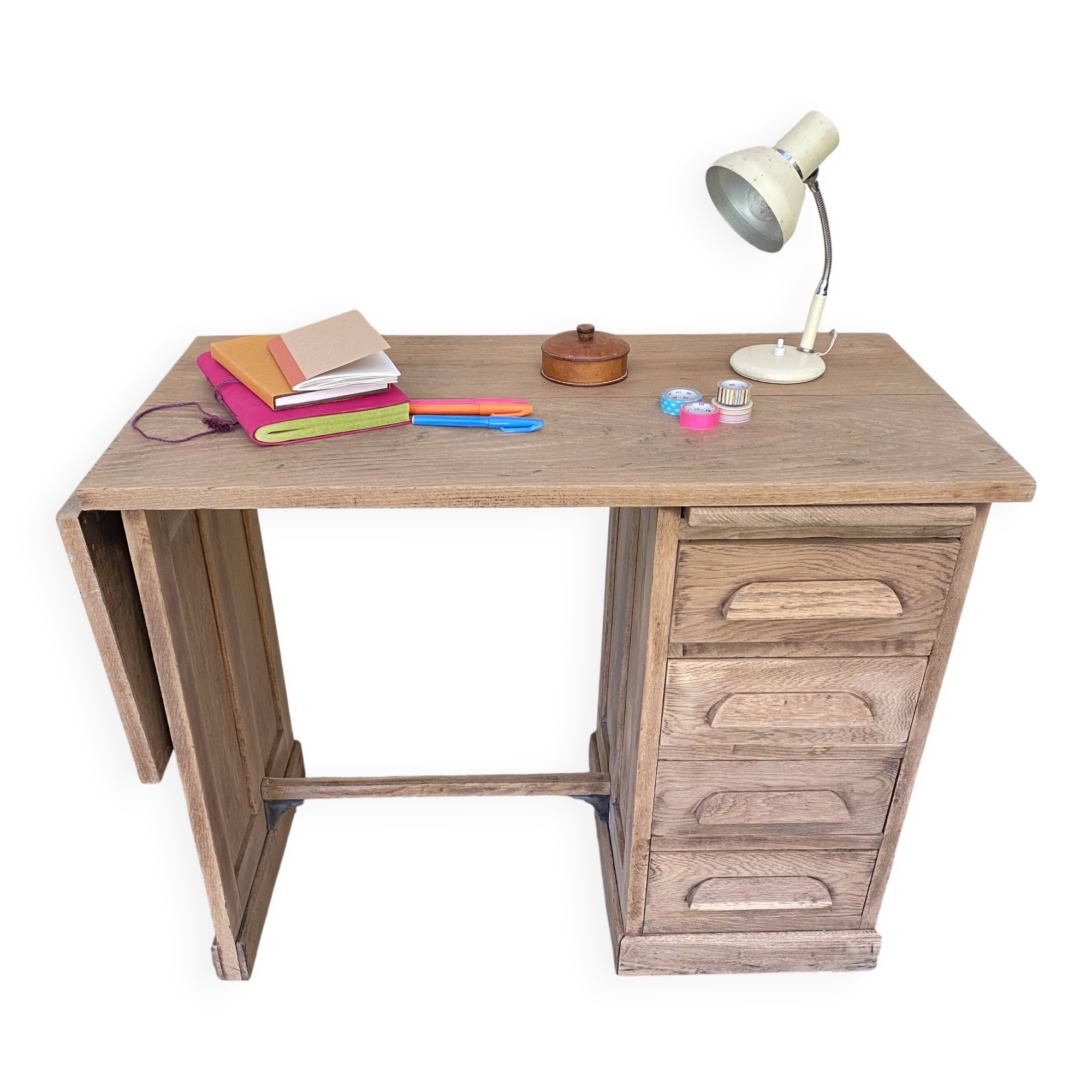 Child's desk