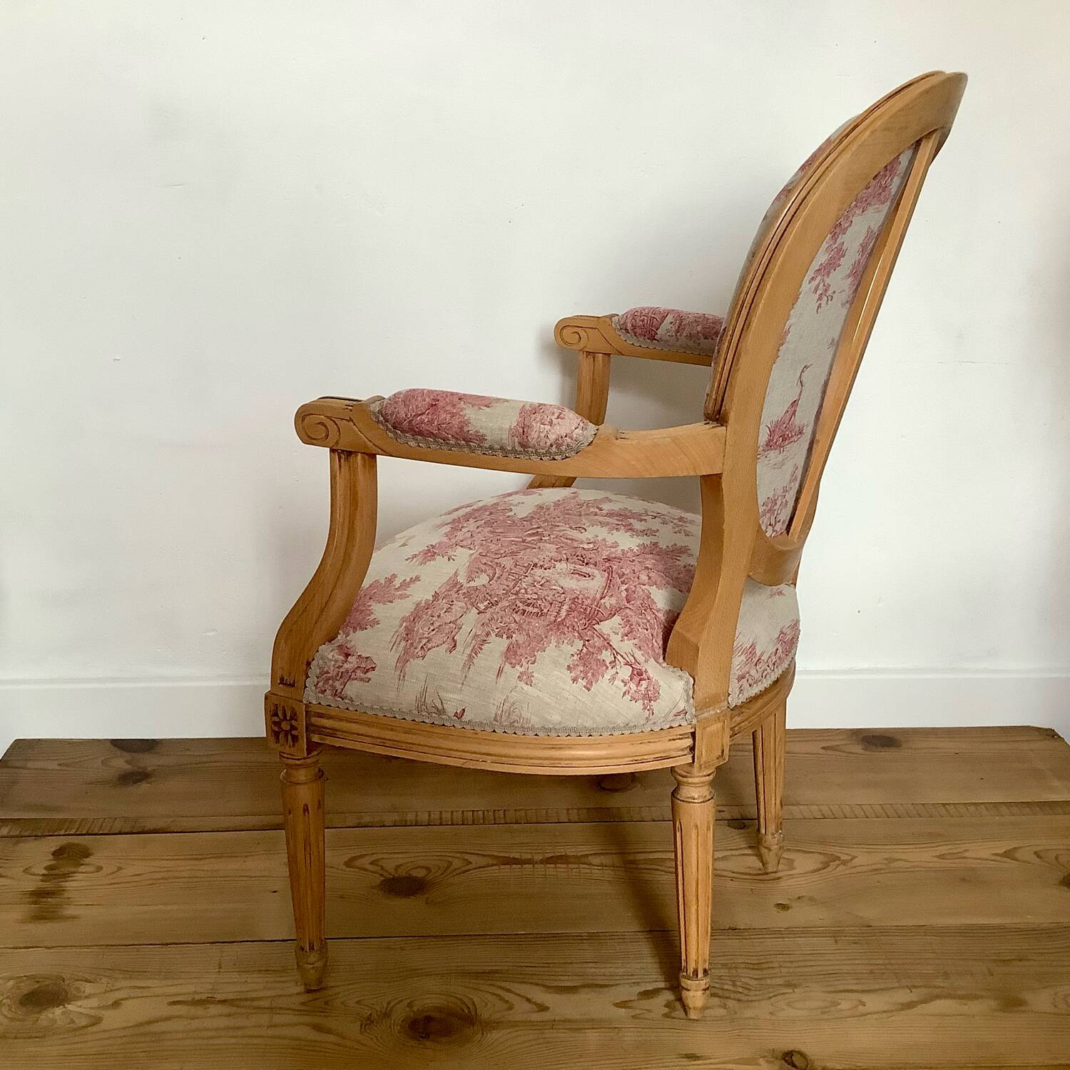 Louis XVI medallion armchair