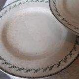 Set of plates in Iron earth we Gien