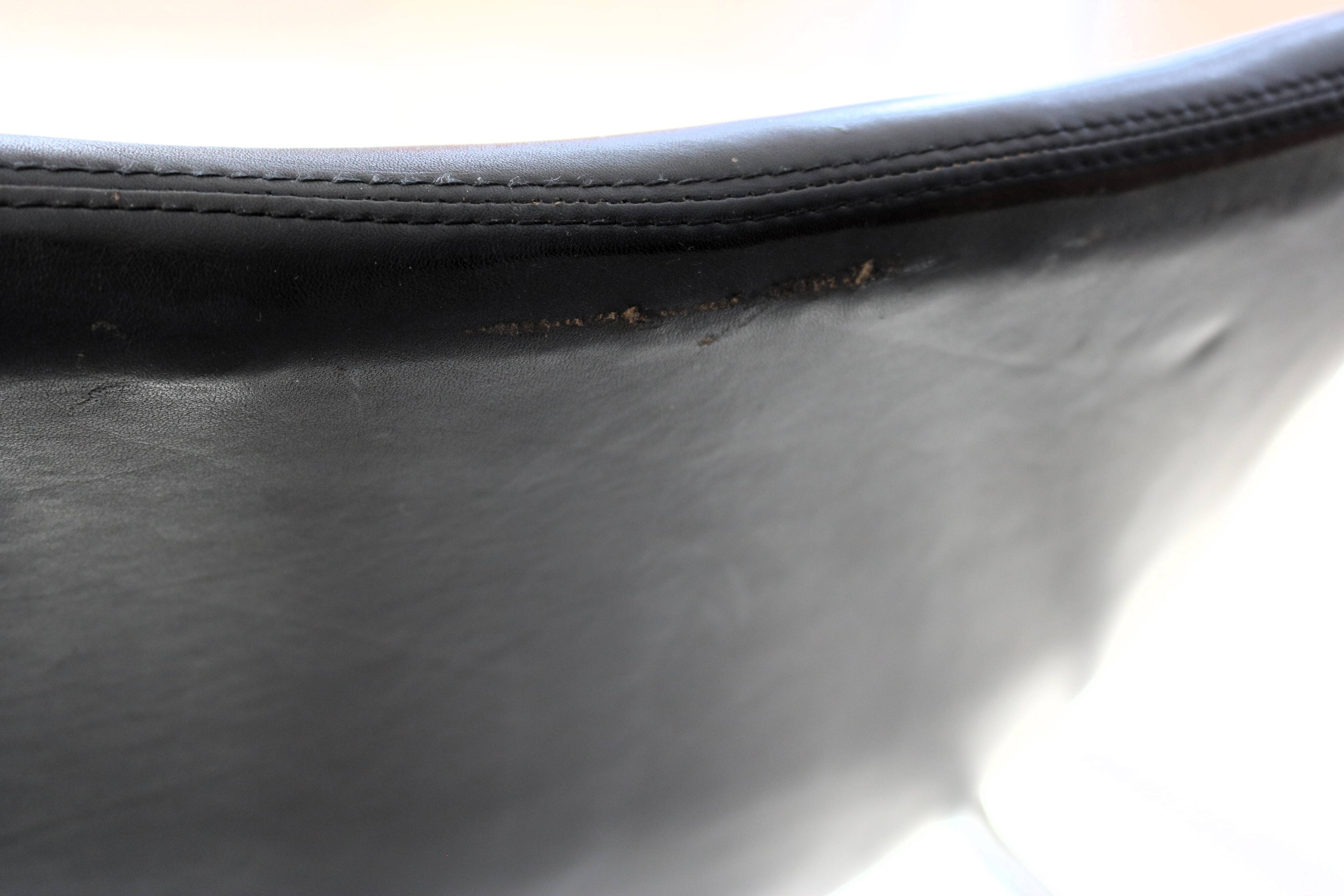 Vintage armchairs | jorgen kastholm | series 8000 | design