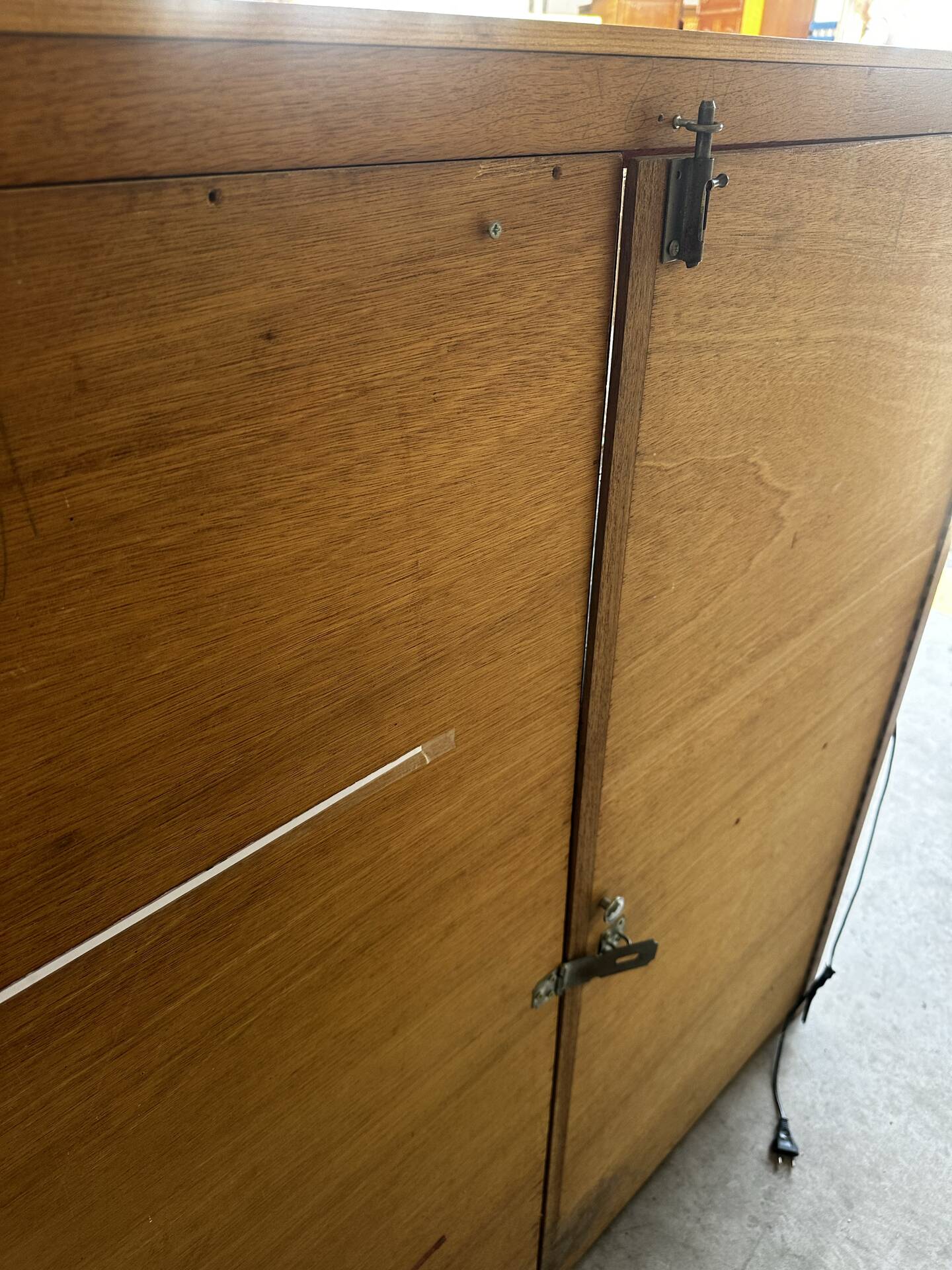Antique shop display cabinet, 1930s