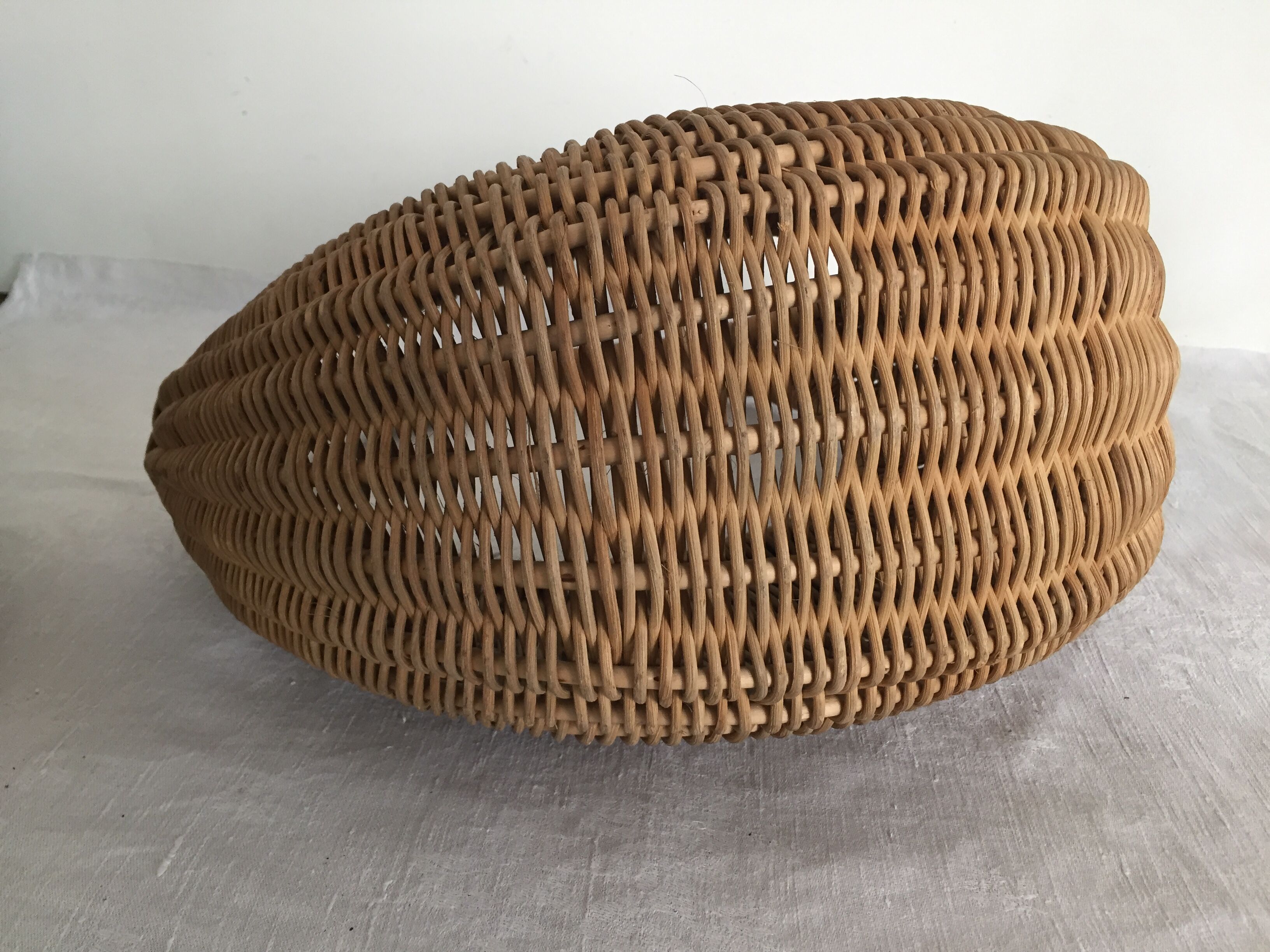60s gondola basket