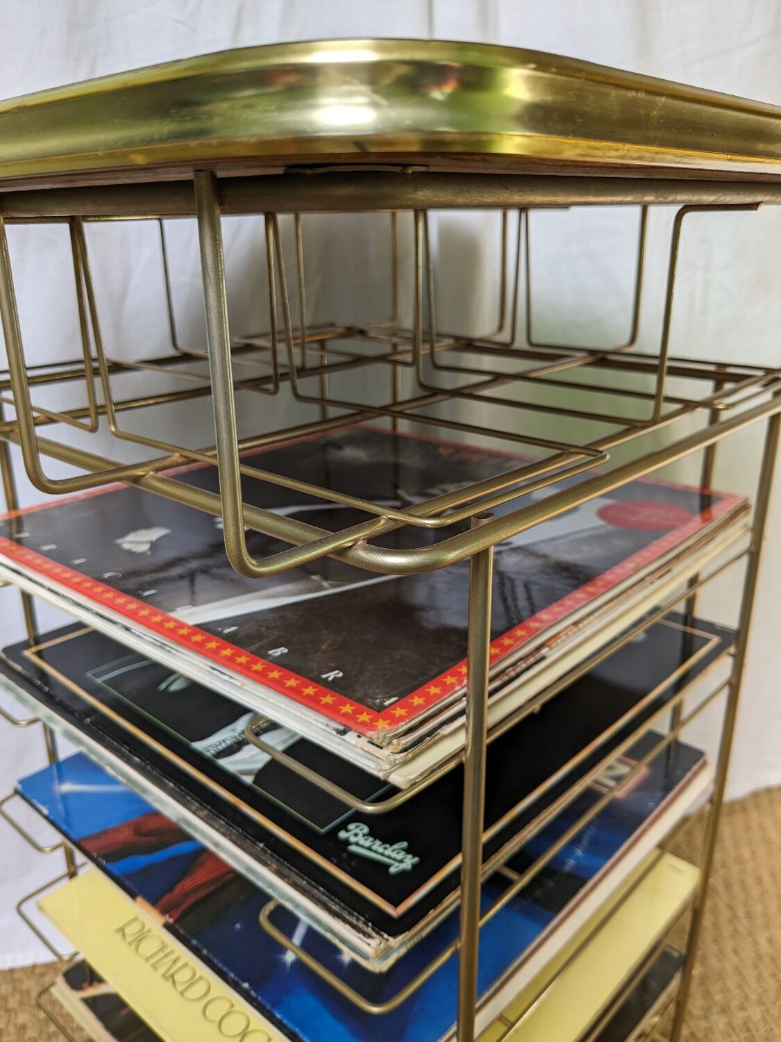Vinyl table