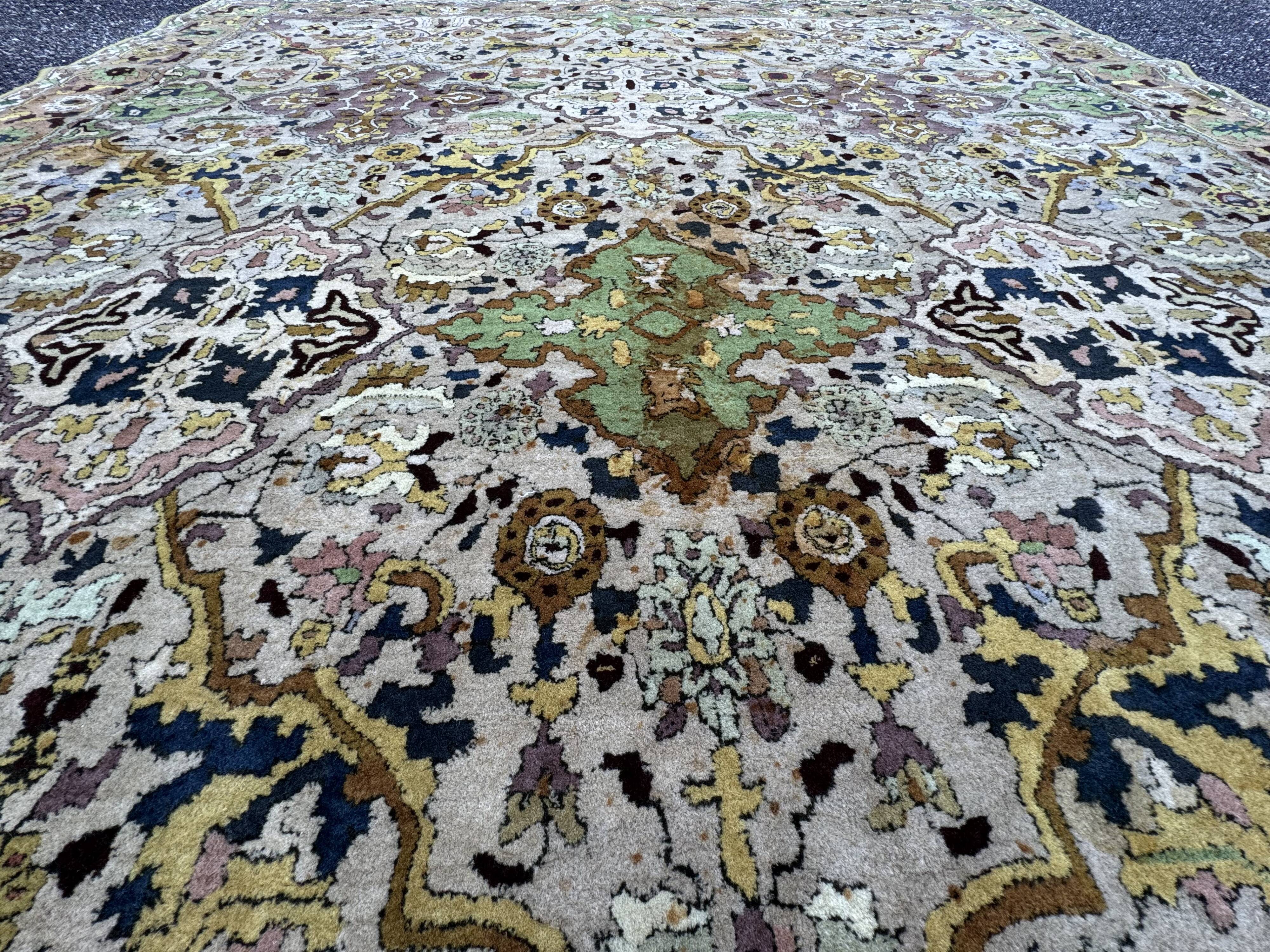 French Janus Lily Point Rug