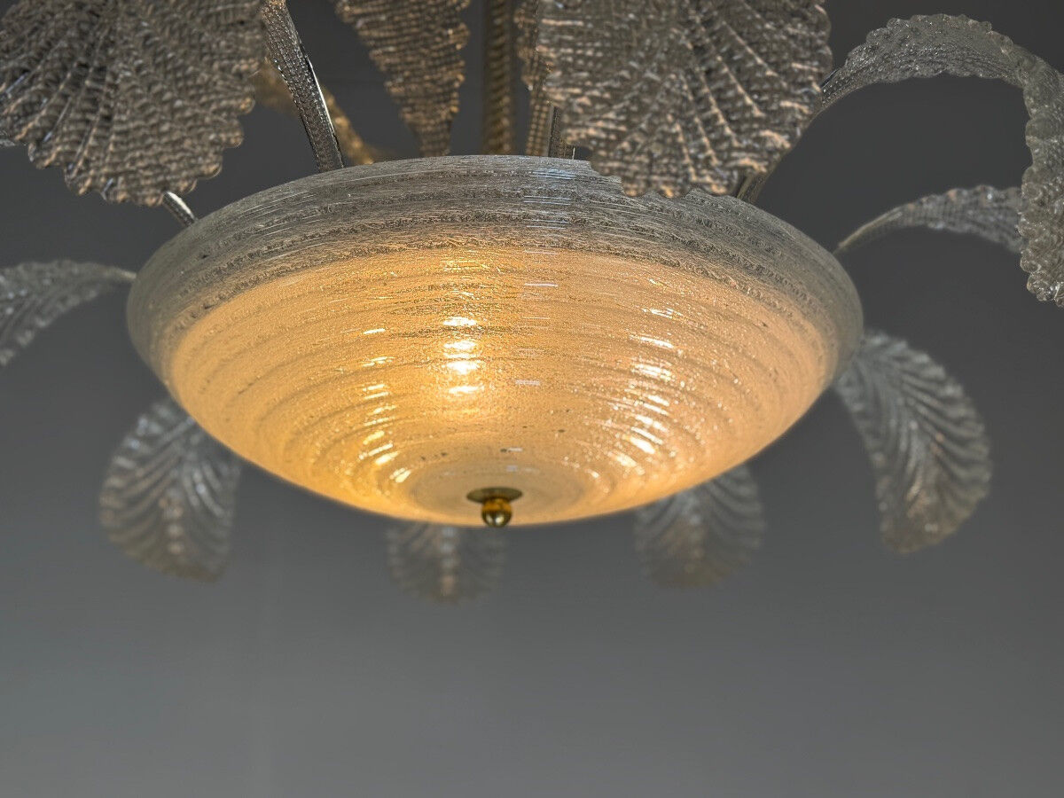 Venetian Art Deco chandelier made of Murano glass circa 1930