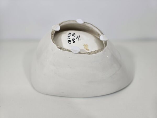 Roger Capron coupe Navette grise