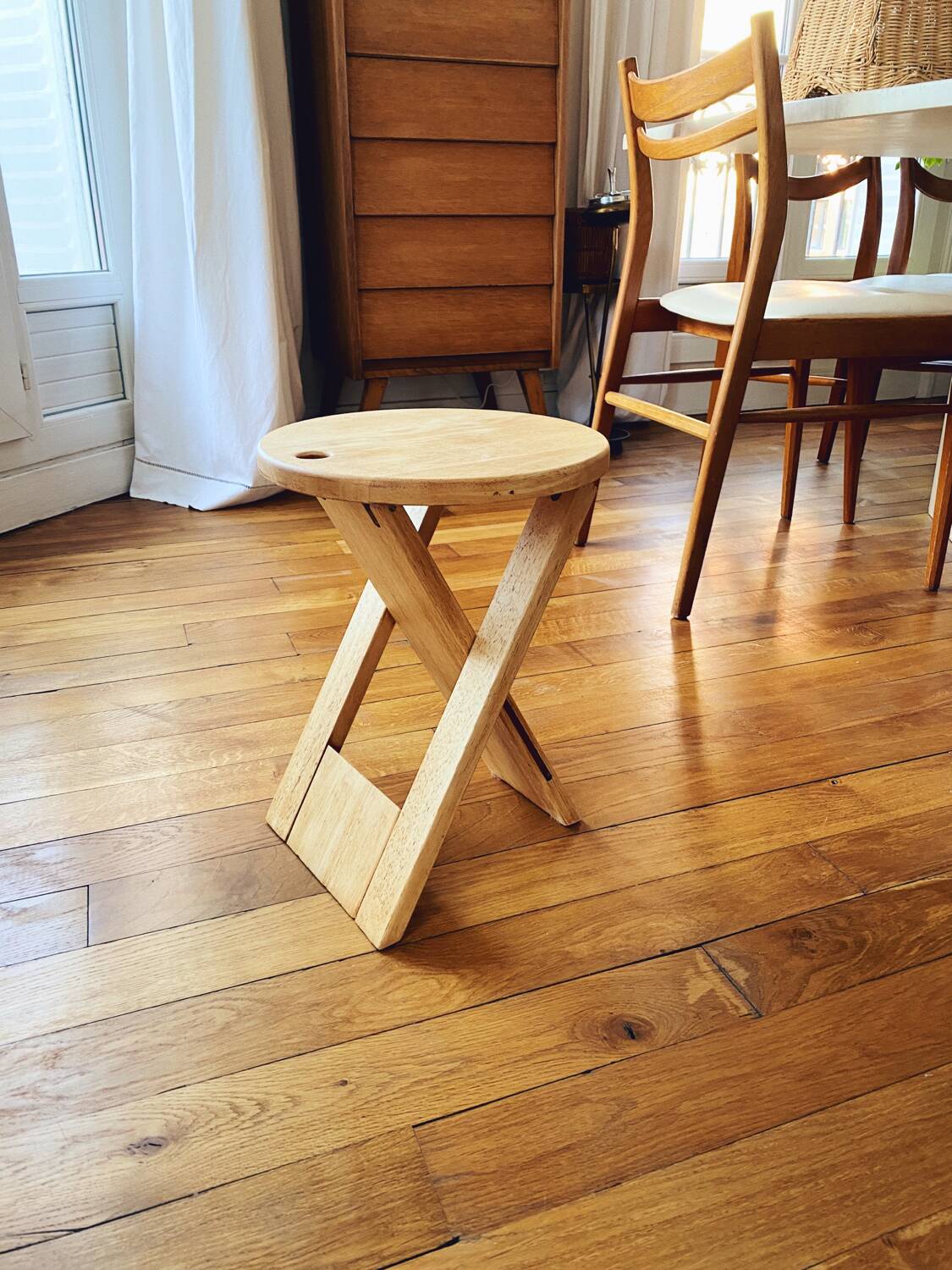 Suzy light wood stools, Adrian Reed, 1970