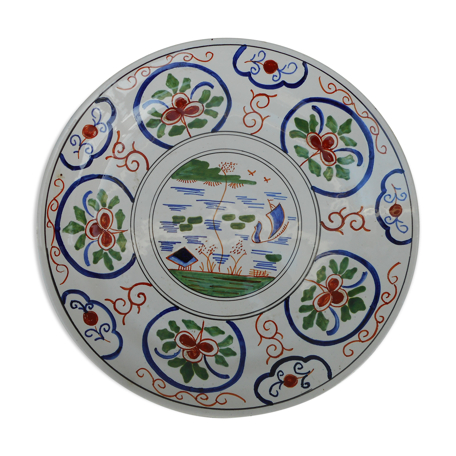 Ancient plate in earthenware