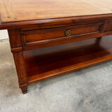 Coffee table with 2 drawers in solid wood.