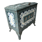 Enamelled cast iron wood stove and earthenware Mirus