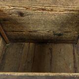 Small finely carved wooden chest, Renaissance style, 19th century, Tuscany