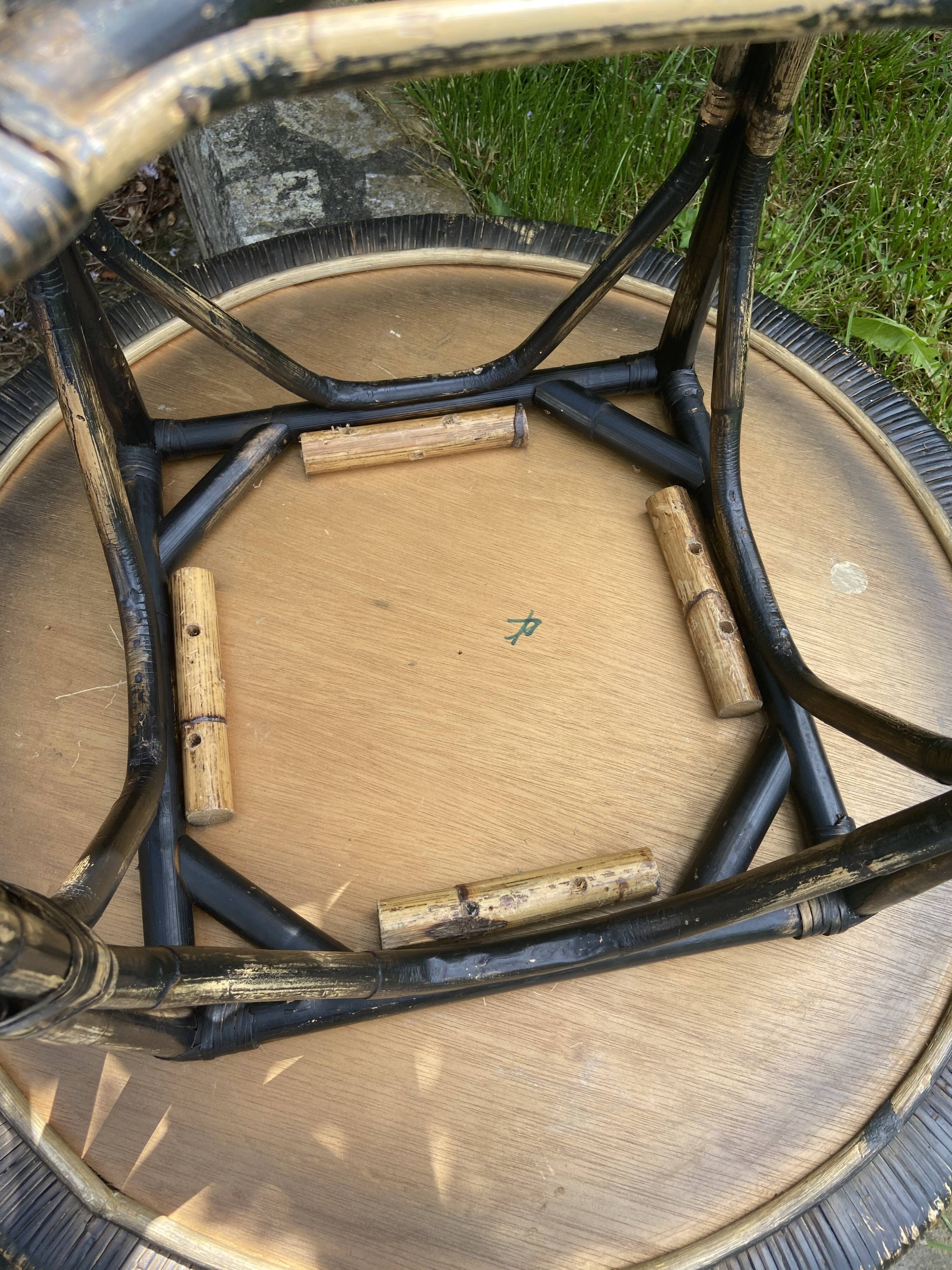 Table in rattan and vintage bamboo