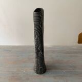 Black stoneware vase with white lines