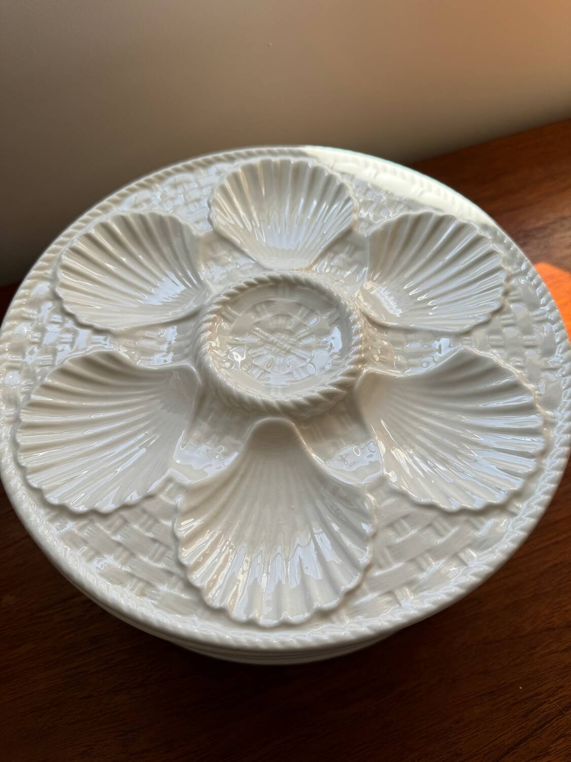 Set of 6 Longchamp France oyster plates – white earthenware