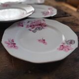 7 assiettes à dessert MBS France – décor de cyclamens roses, liseré ar