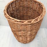 Vintage top basket
