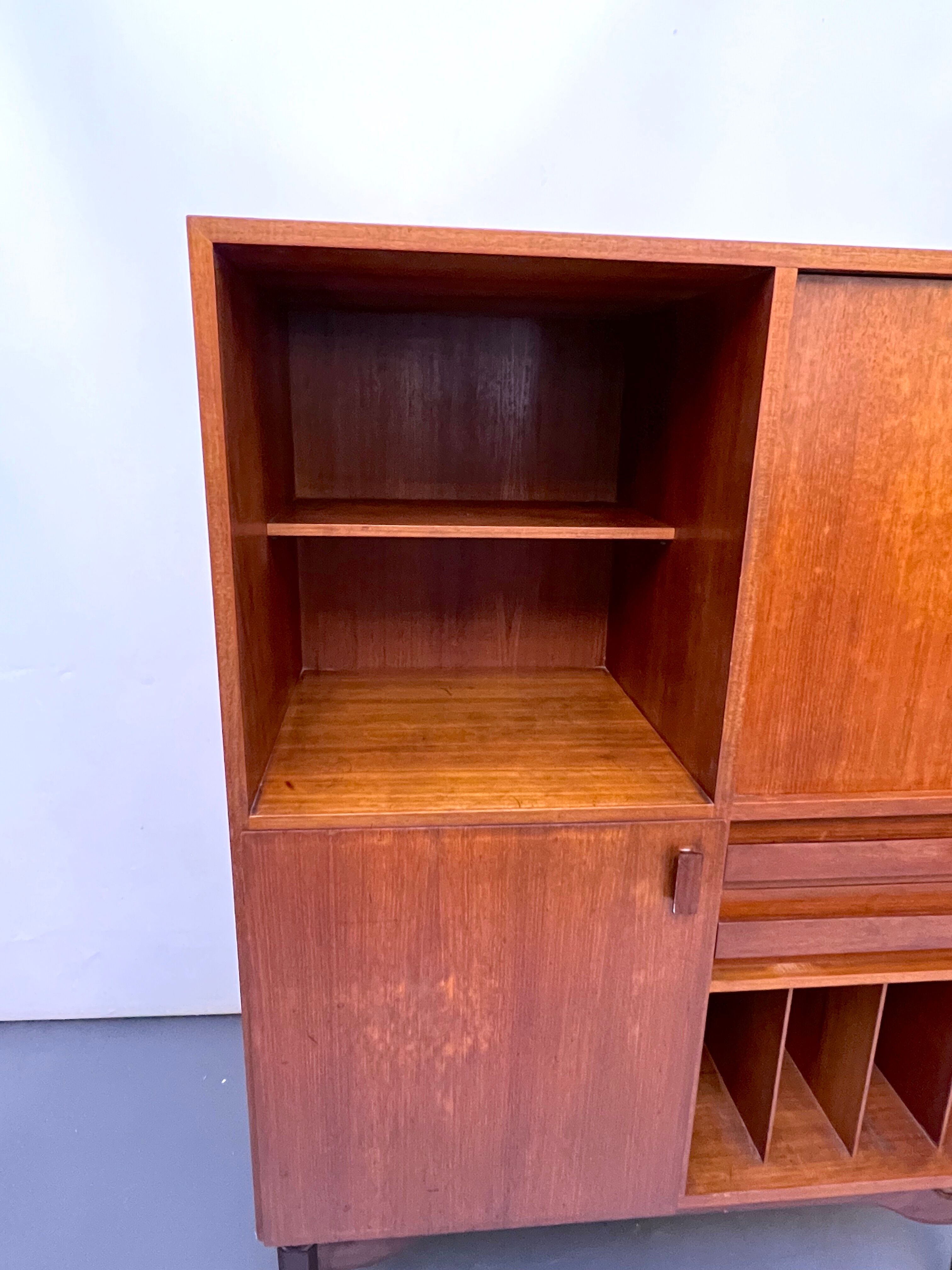 Mid-century Italian wood sideboard from 50s