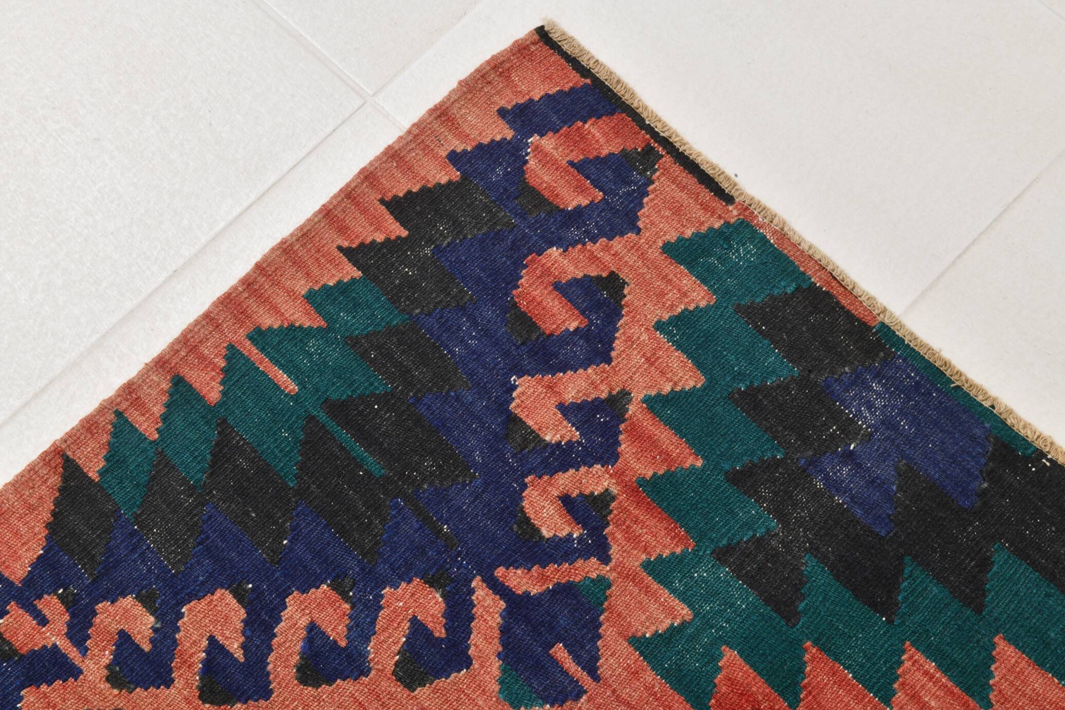 5x8 Blue & Red Geometric Style Vintage Kilim Rug, 158x238Cm