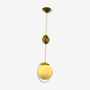 Suspension en opaline