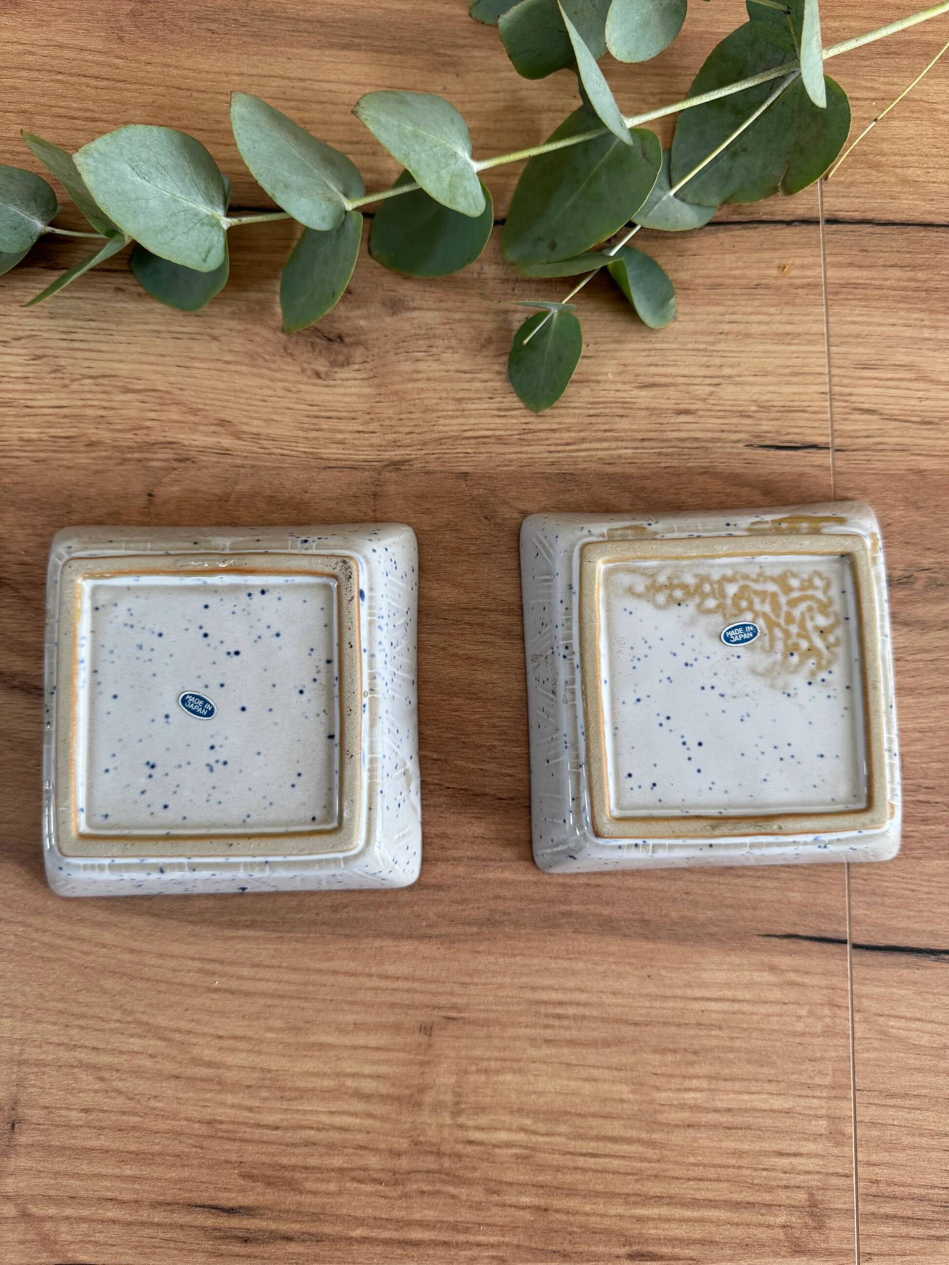Set of two Japanese trinket trays.