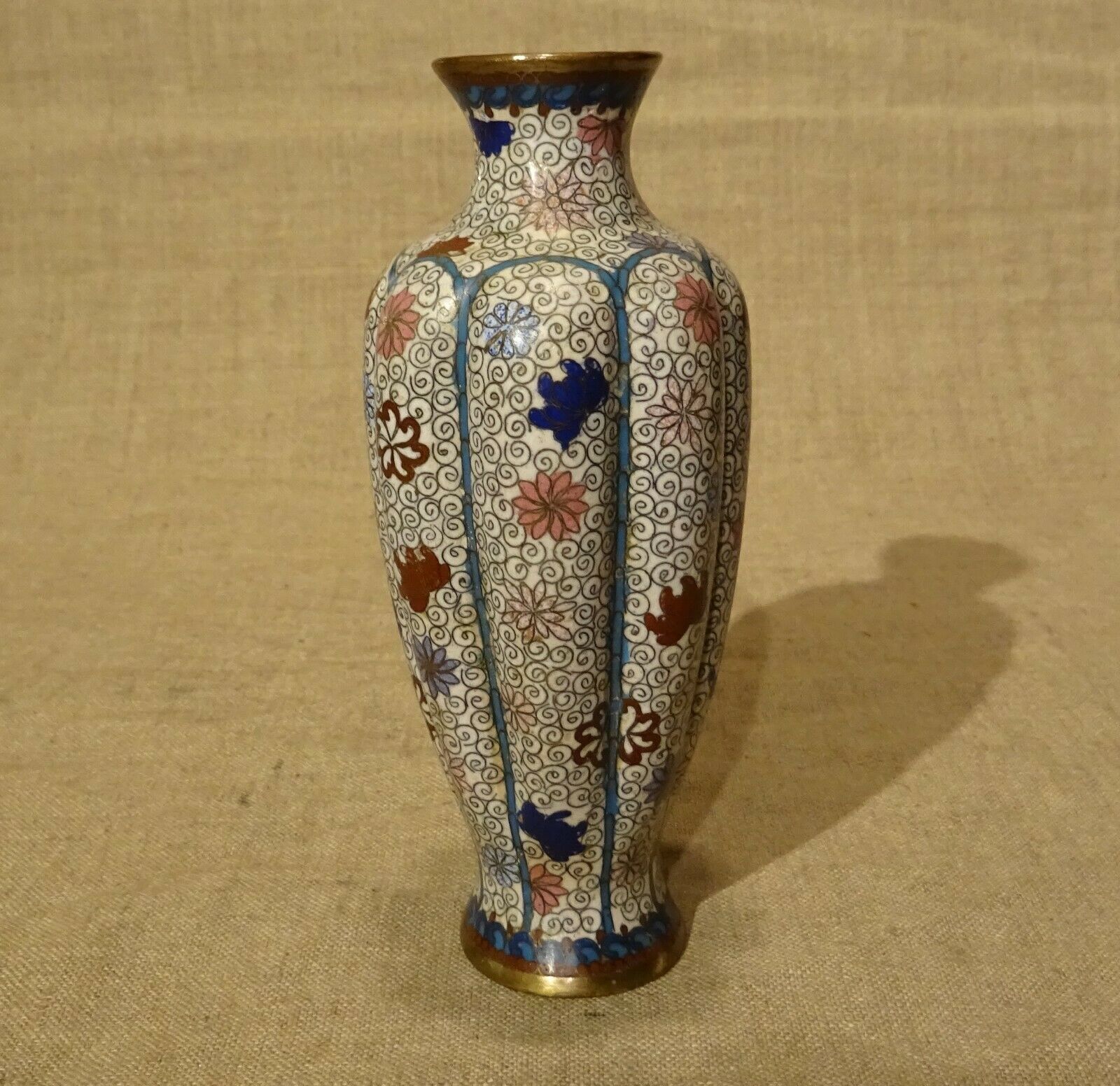 Asian vase in walled brass