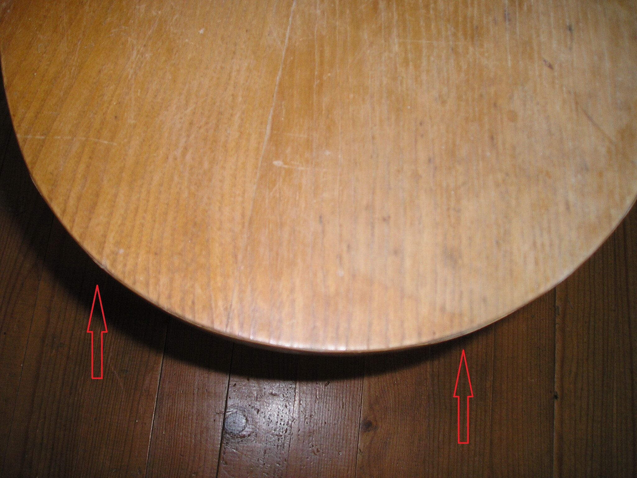 Vintage free-form tripod coffee table 1960/70 with compass feet