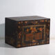 Coffre ancien peint en bois de pin – Chine, vers 1900