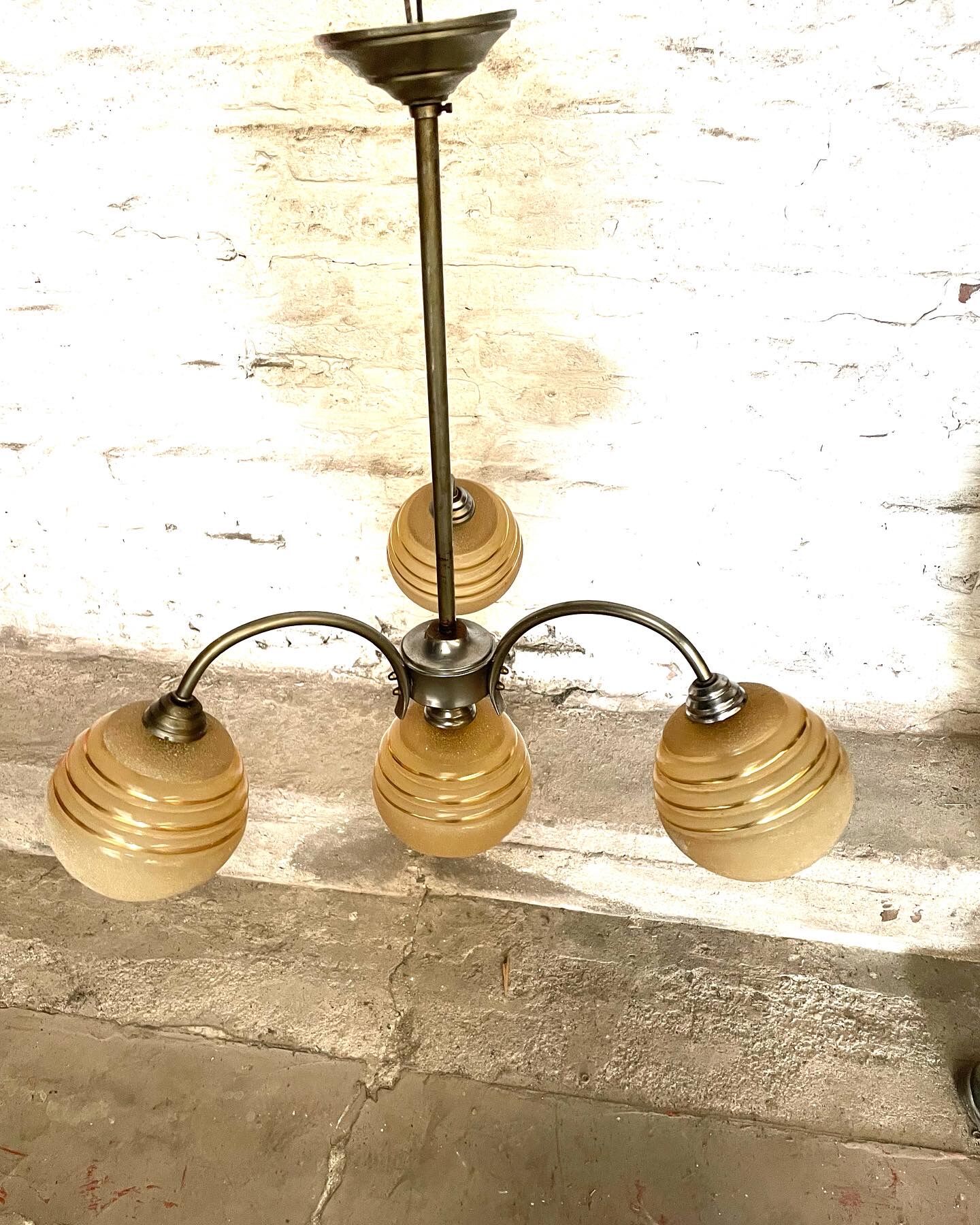 Vintage globe hanging lamp