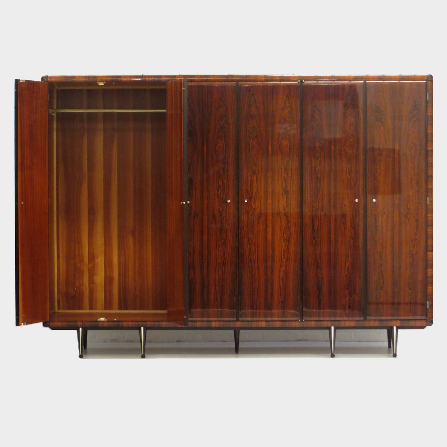 Vintage mid century modern Italian design wardrobe in rosewood, 1960s