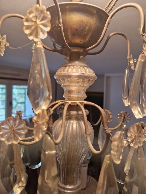 Brass chandelier with glass shaft, crystal tassel plates and daggers - 6 lights