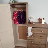 Asymmetrical wardrobe