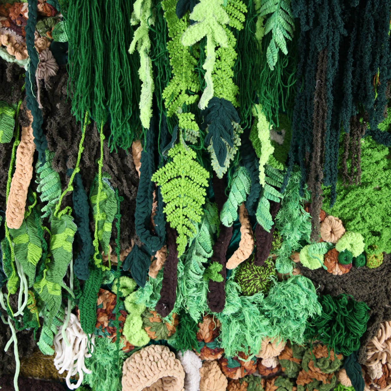 Large tapestry "green wall"