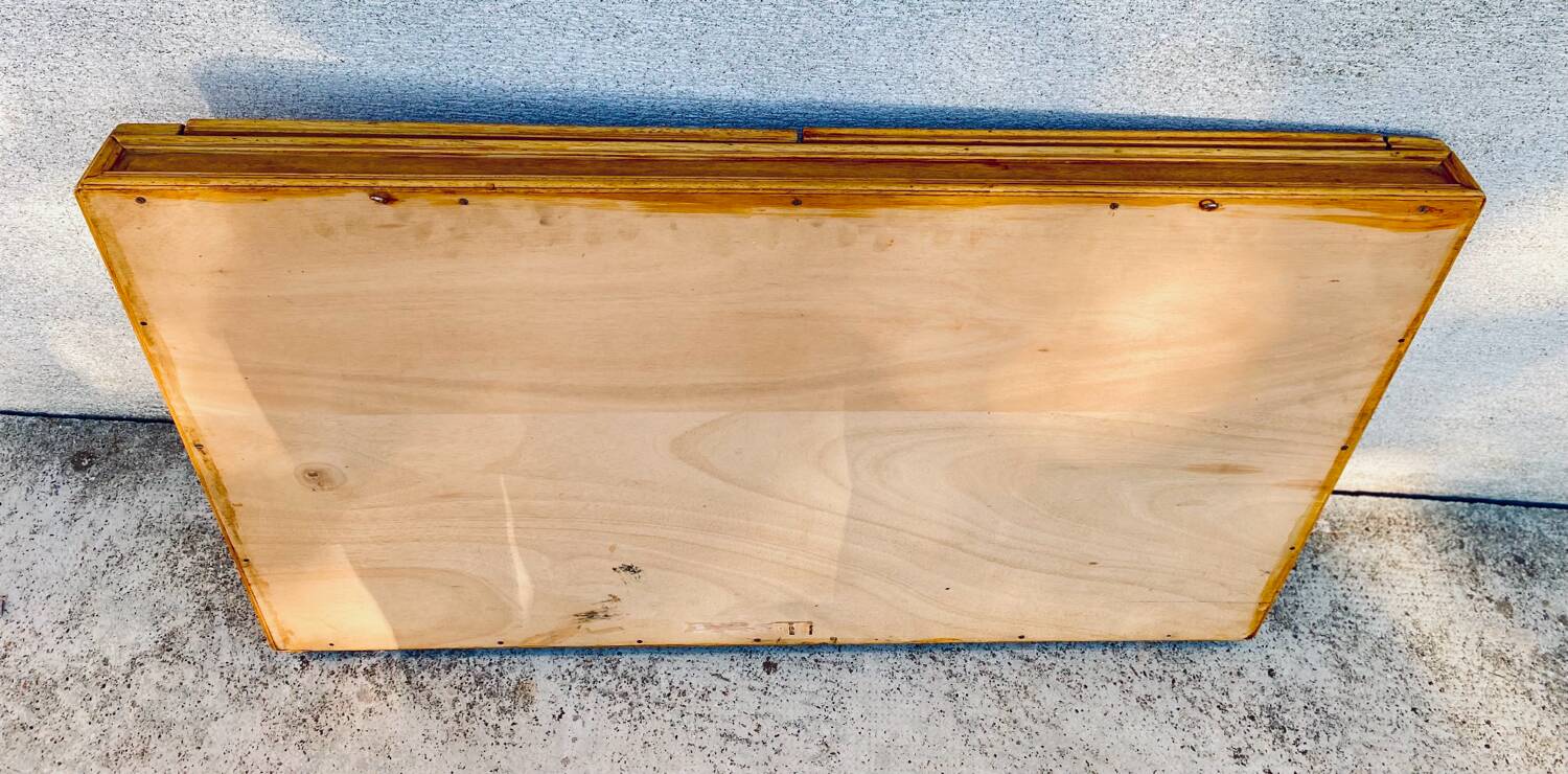 Wooden wall display cabinet with glass door