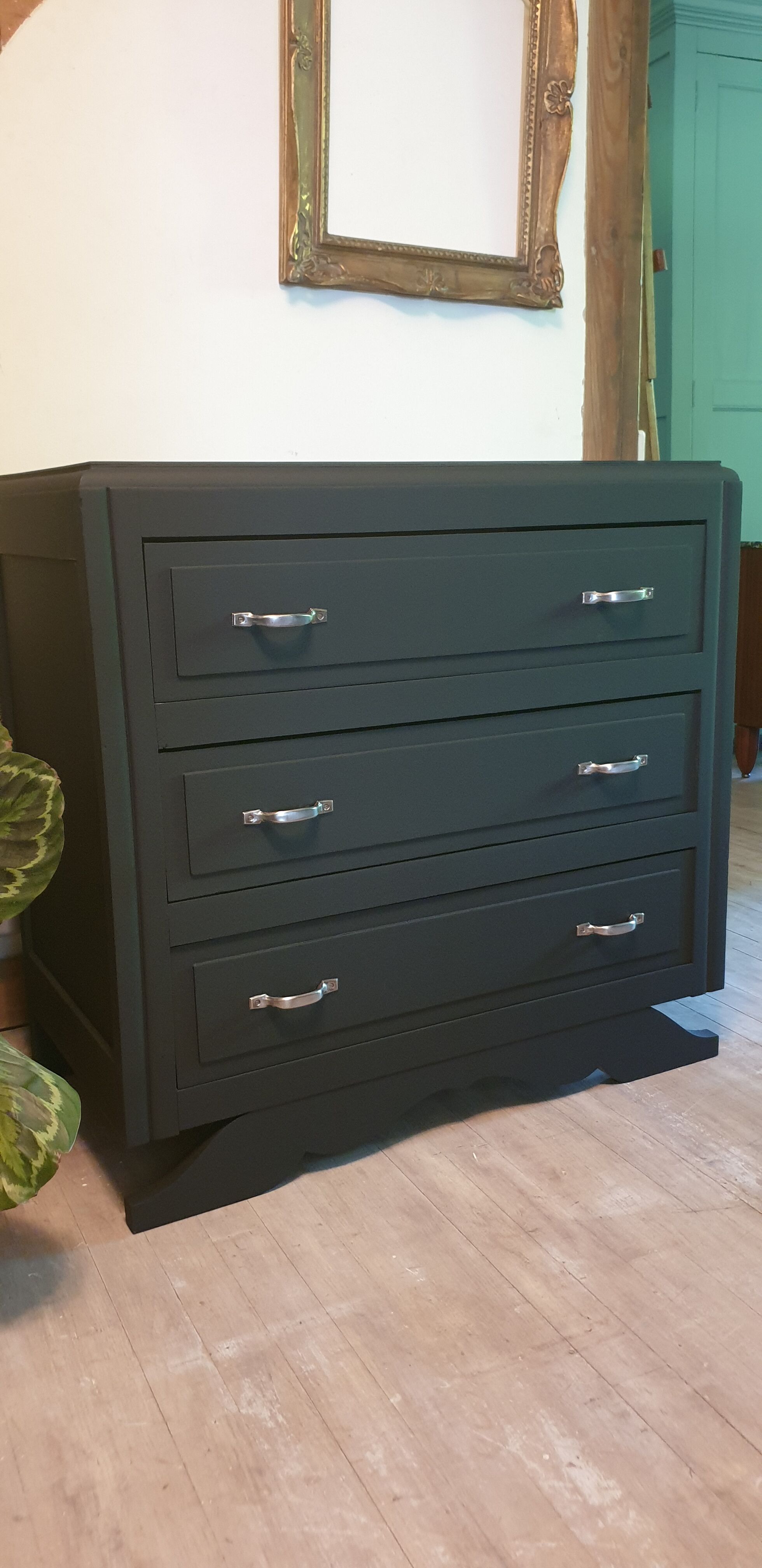 Black Art Deco dresser