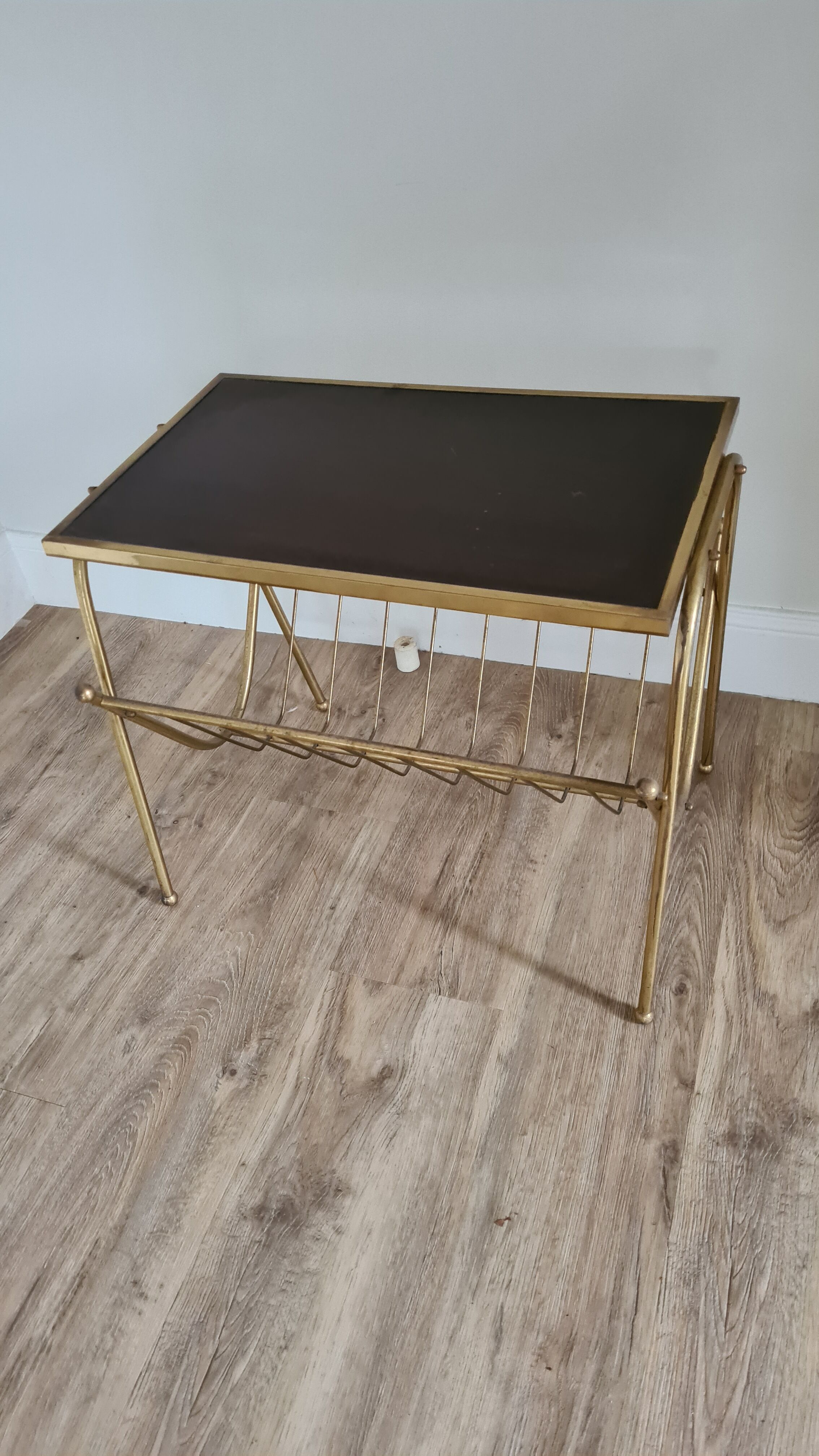 Old end of sofa / Service table with magazine holder / 60s / brass