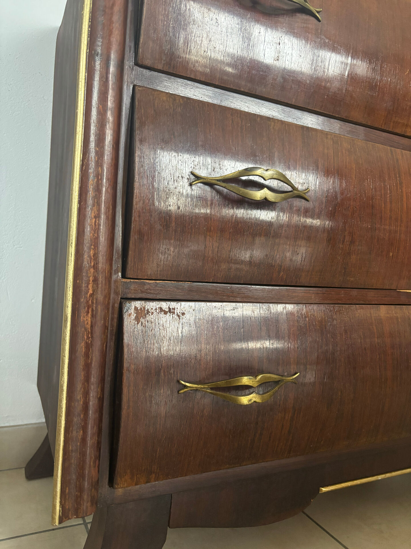 Art Deco chest of drawers