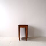 Extendable table with flaps