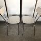 2 chaises en Formica blanc-gris des années 70