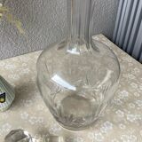 Carafe to decant the blown crystal wine