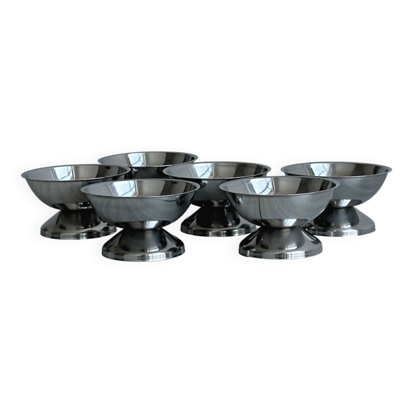6 coupelles sur pied en inox