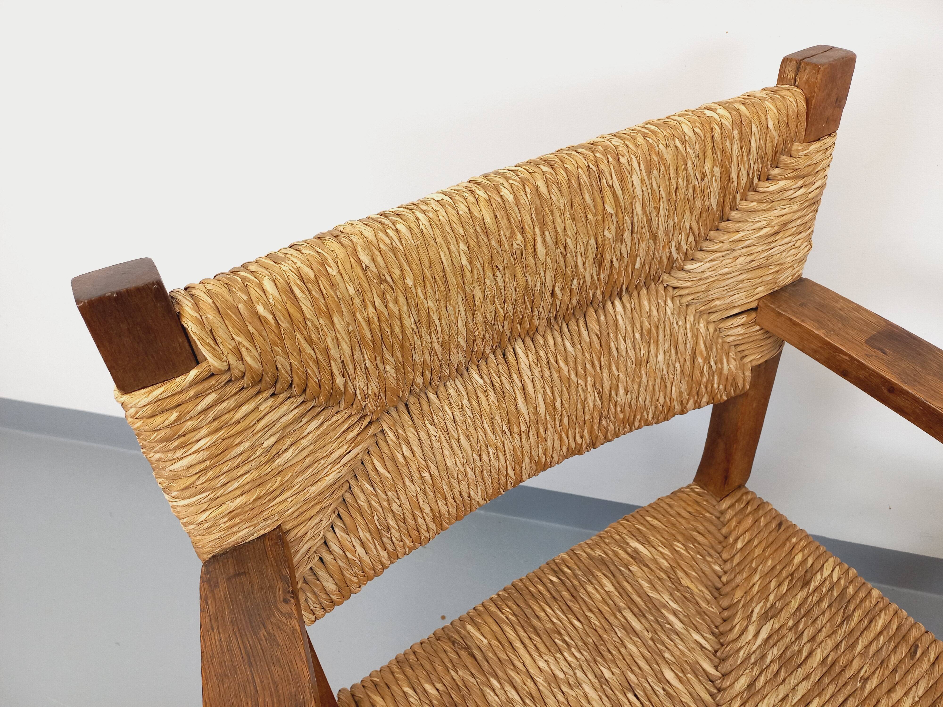 Set of 2 vintage brutalist armchairs in oak wood and straw