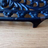 Black enamelled cast iron dish