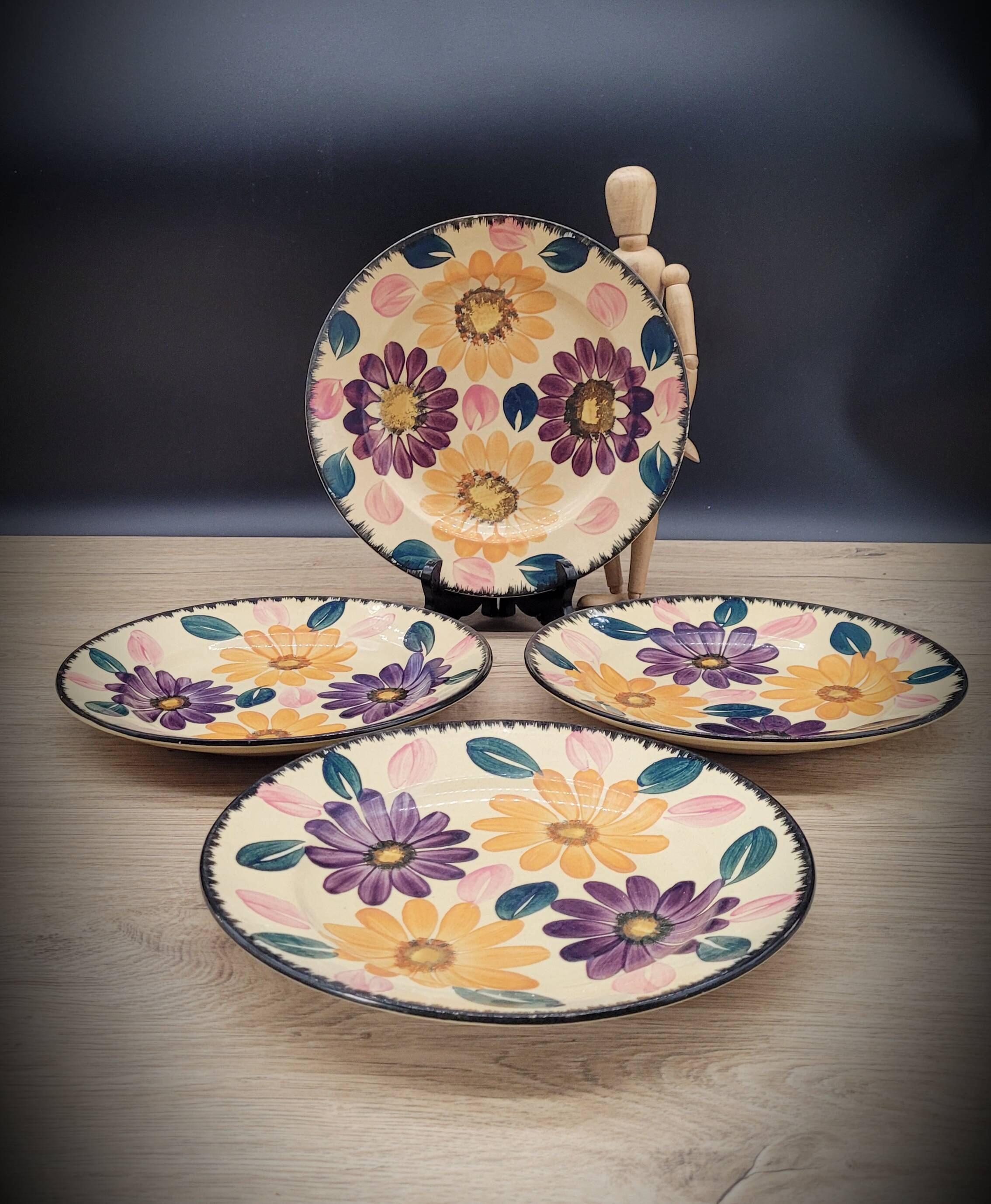 Set 4 flat plates Balkan Van Gogh