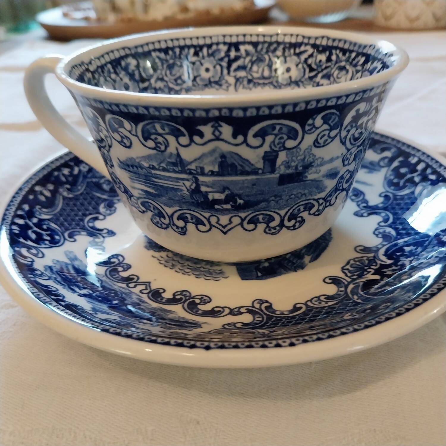 Royal Sphinx Large Teacup