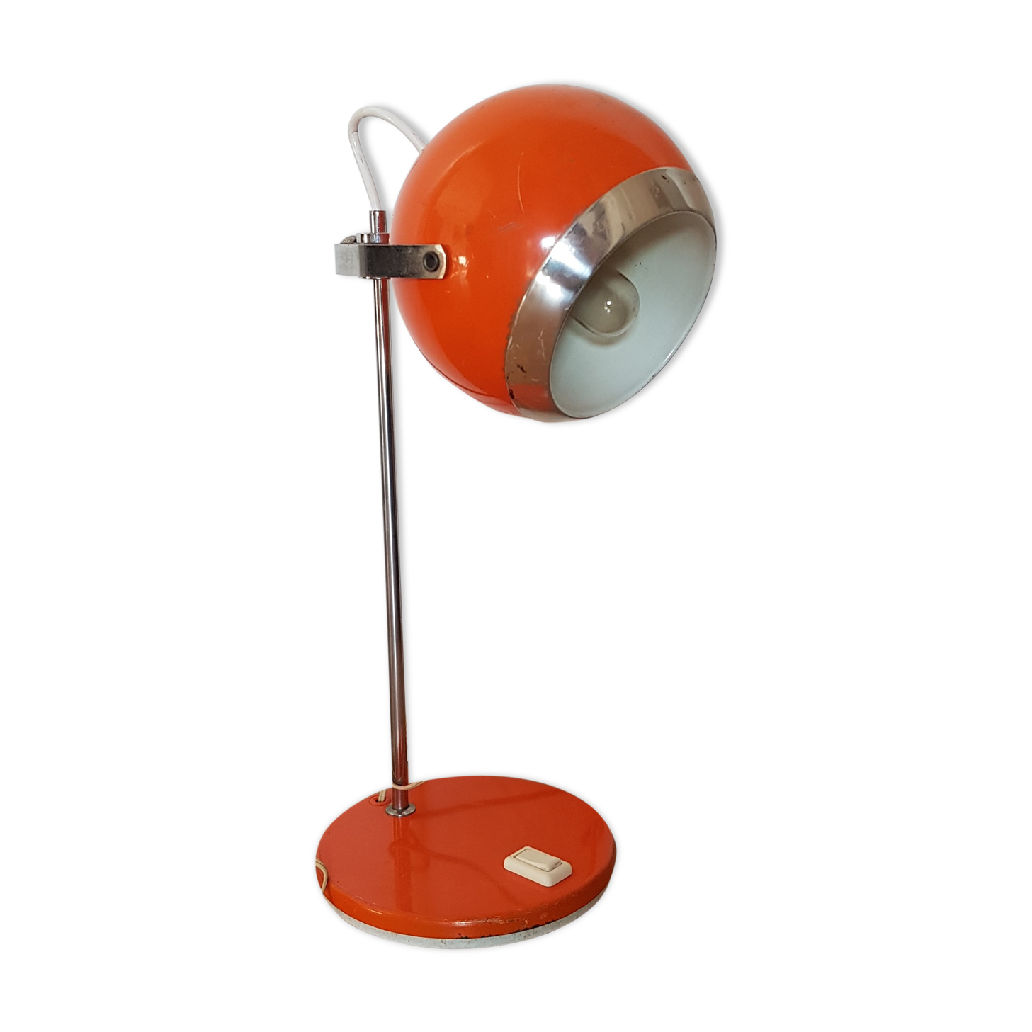 Orange eyeball lamp