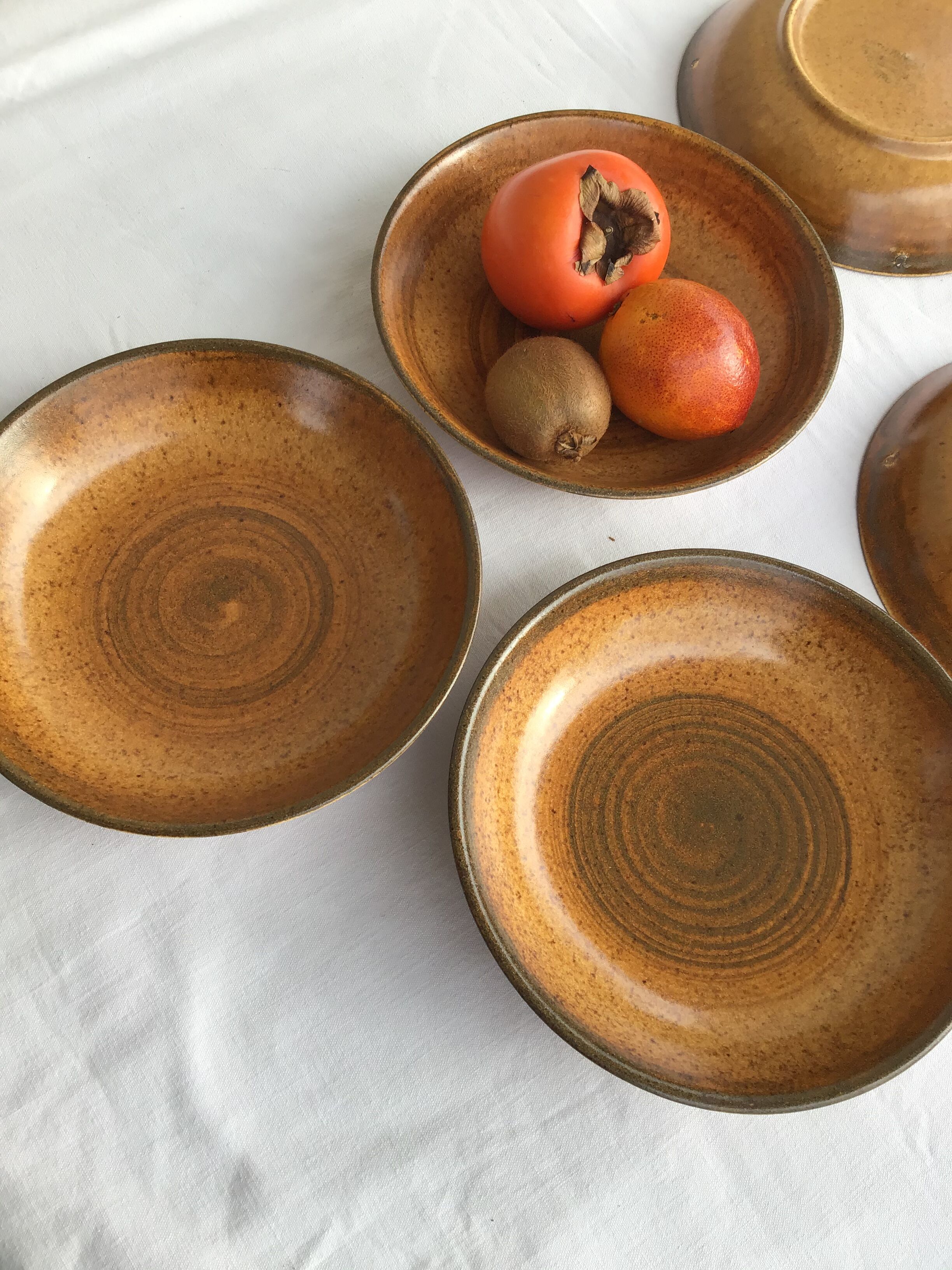 6 Longchamp sandstone hollow plates