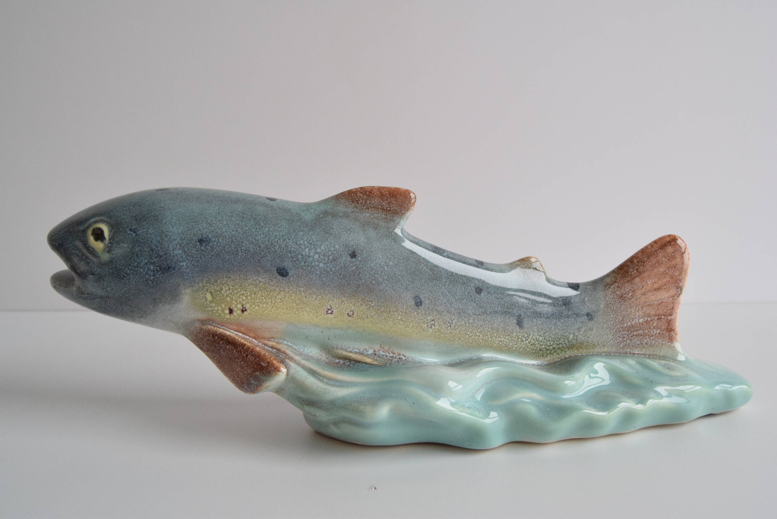 Art Deco Sculpture Trout by Ditmar Urbach Znojmo factory, Czechoslovakia, 1940s.